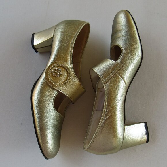 Vintage Town & Country Mary Janes Women's Metallic Leather Gold Pumps Shoes - Picture 5 of 12